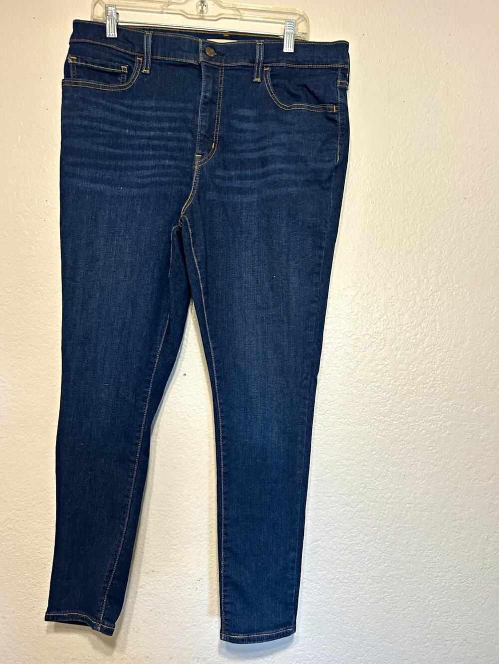 Levi's 720 High Rise Super Skinny Jeans Dark Wash Blue Stretch 5-Pocket 34